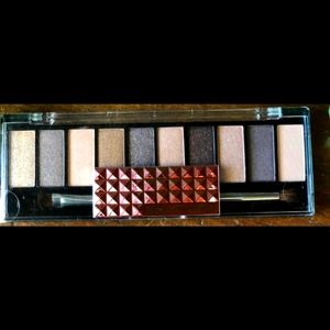 Hard Candy Lap of Luxury eyeshadow 1303